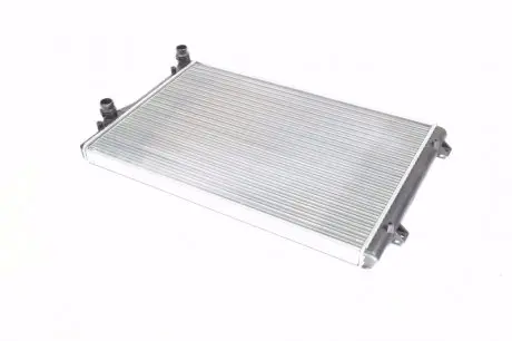 Радиатор охлаждения vw golf vi, passat 10-(tsi) TEMPEST TP.1565279A