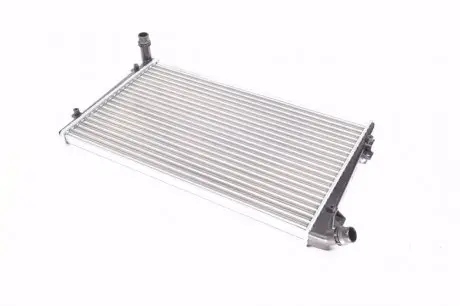 Радиатор охлаждения skoda octavia 04-10 (1,9tdi) TEMPEST TP.1565292