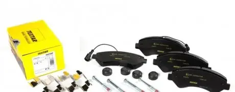 Комплект тормозных колодок, дисковый тормоз TEXTAR 2446701