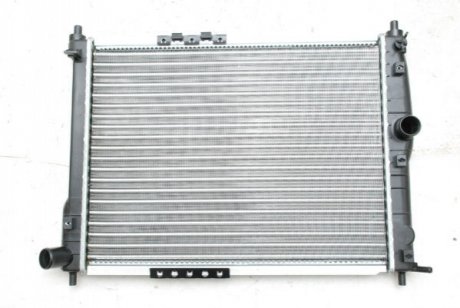 Радиатор охлаждение двигателя THERMOTEC D70005TT (фото 1)
