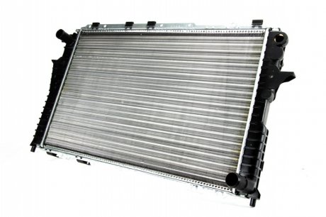 Радиатор, охлаждение двигателя THERMOTEC D7A015TT (фото 1)