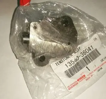 Натяжитель TOYOTA 1354036041