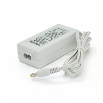 Импульсный адаптер питания 9в 3а (27вт) штекер 5.5/2.5 длина + кабель питания 1,2м, q50, white Transkompani 16793 (фото 1)