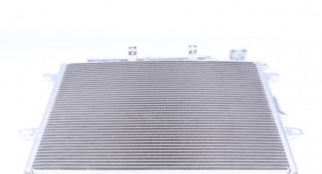 Радиатор кондиционера mb e-class (w211) 1.8-5.5 02-08 TRUCKTEC AUTOMOTIVE 02.59.055 (фото 1)