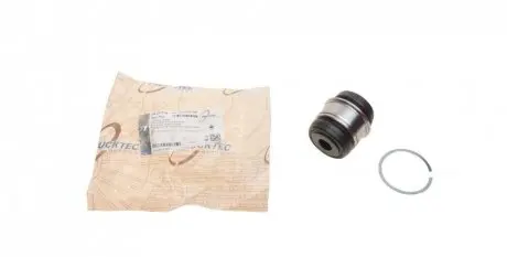 Сайлентблок важеля (заднього/плаваючий) bmw 5 (e39/e60)/7 (e38/e65/e66/e67) 95- TRUCKTEC AUTOMOTIVE 08.32.038