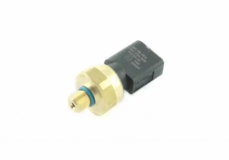 Датчик давления топлива VAG 03C906051A