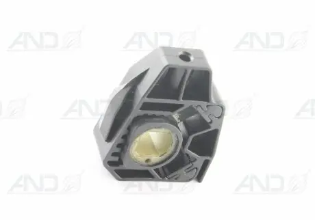 Радиатор охлаждения двигателя VAG 6Q0121367A