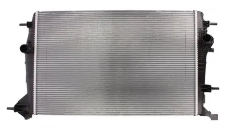 Радиатор, охлаждение двигателя VALEO 735181