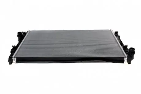 Радиатор, охлаждение двигателя VALEO 735548