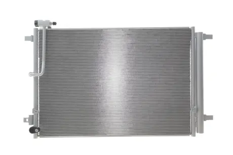 Радиатор кондиционера audi a8 2.0-6.3 09-18 VALEO 822633
