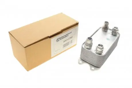 Радіатор масляний mb e-class (w212)/slk (r172)/cls (c218) 1.6-3.5 07- Van Wezel 30013702