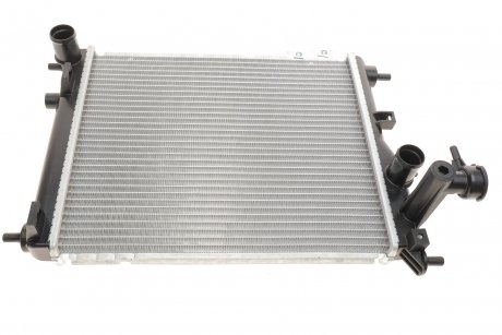 Радиатор, охлаждение двигателя Van Wezel 82002099