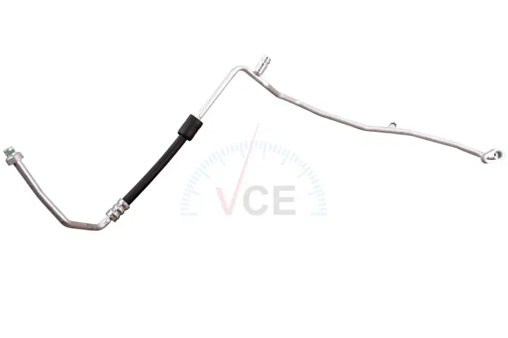 Трубка кондиционера AUDI A3, Q2, SEAT ATECA, LEON, LEON SC, LEON ST, SKODA KAROQ, OCTAVIA III, SUPERB III, VW GOLF SPORTSVAN VII, GOLF VII, JETTA VII, PASSAT B8, TOURAN, T-ROC 2. VEMO V15200096 (фото 1)