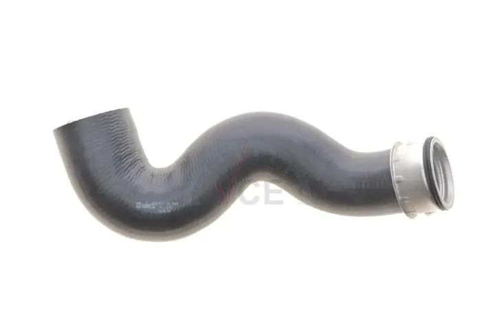 Фото 1 - Трубка нагнетаемого воздуха VIKA 11451776901 Трубка нагнетаемого воздуха VIKA 11451776901 (фото 1)